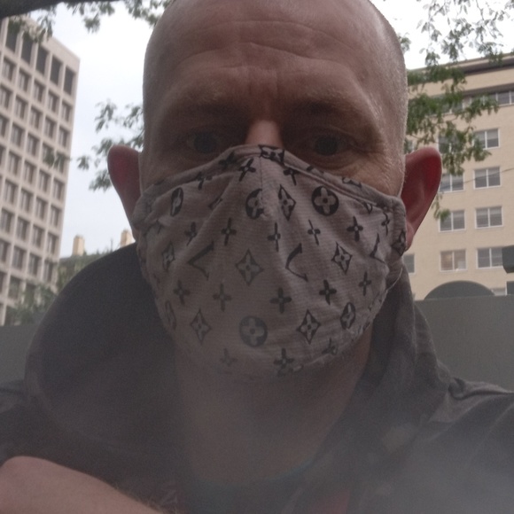 Meet your Posher, Kelly - Picture 1 of 1